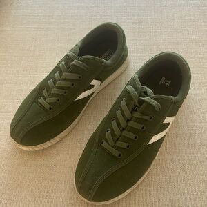 Tretorn - suede green - size 7